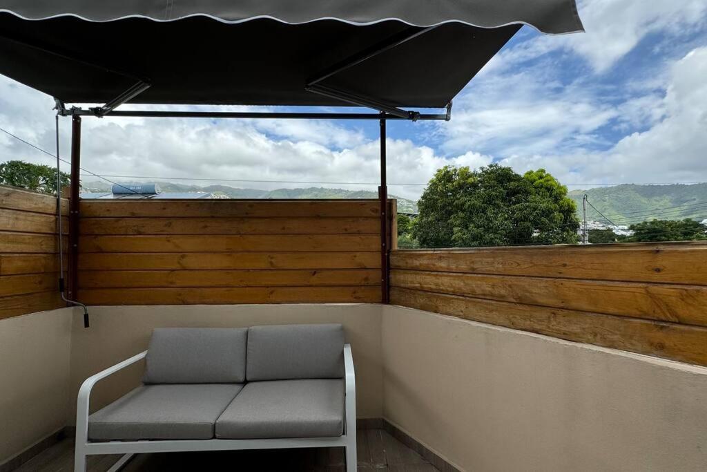 Grand Studio Charmant, Tout Equipe… Saint-Denis Exterior photo